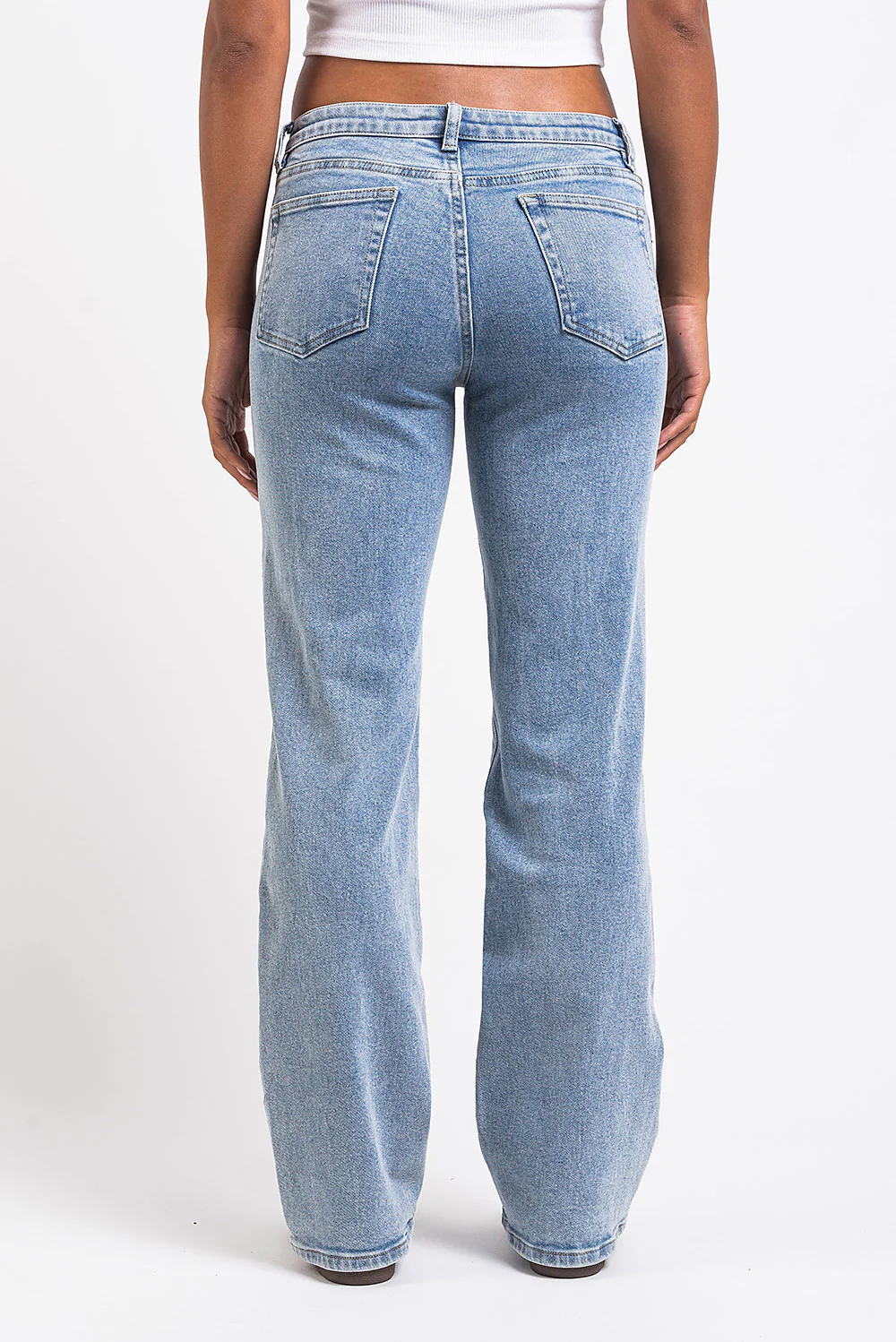 Dina 02Low Raka Jeans - Mid Blue - Image 5