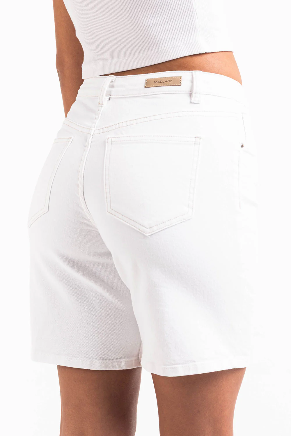 Disa 02Mid 20cm Raka Jeansshorts - White - Image 6