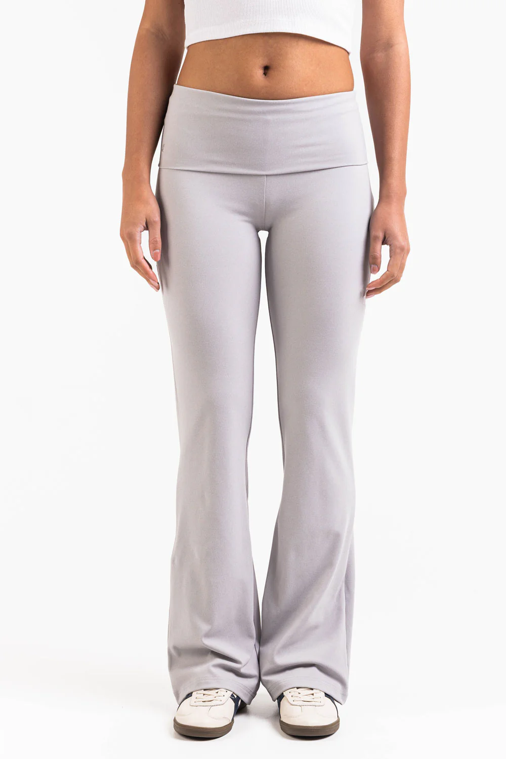Geri 01High ActiveFlex Bootcut Byxor - Light Grey - Image 4