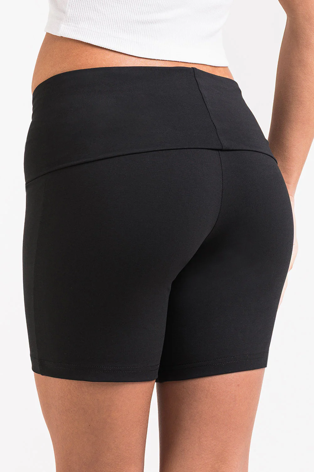 Geri 03High 17cm Shorts - Black - Image 6