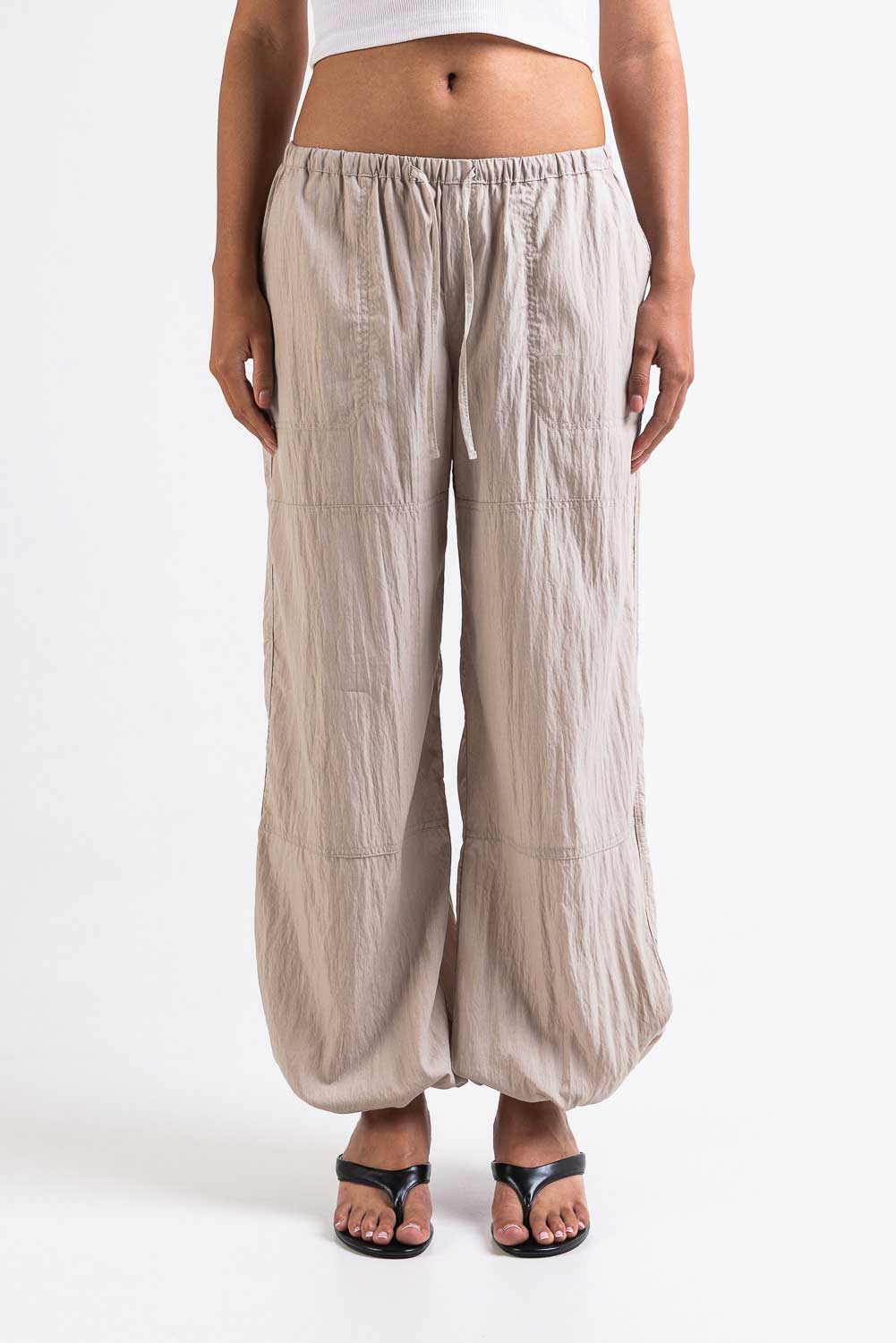 Juno 01Low Extra Vida Parachutebyxor - Beige - Image 4