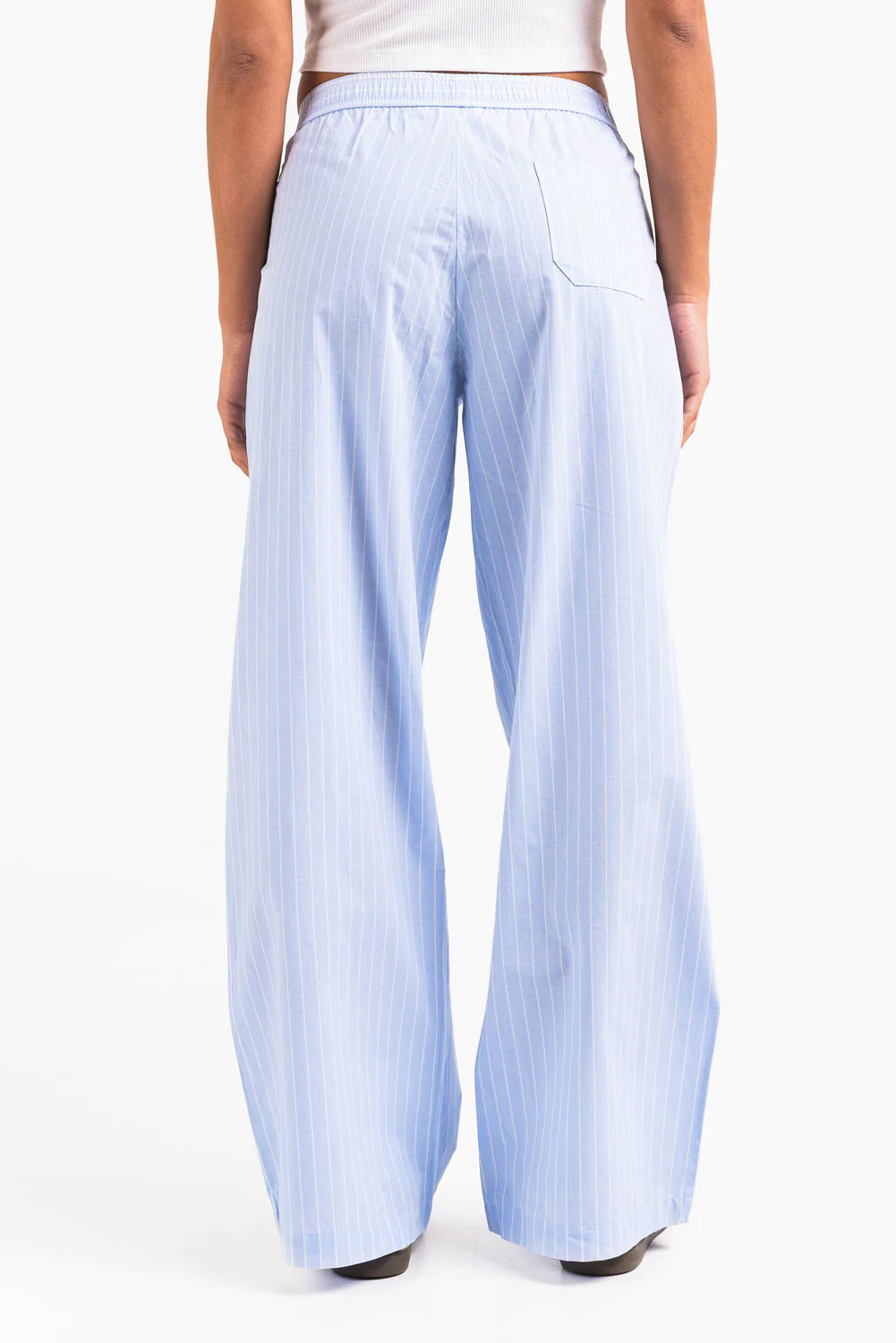 Mandy 01Mid Vida Loungebyxor - Light Blue Striped - Image 4
