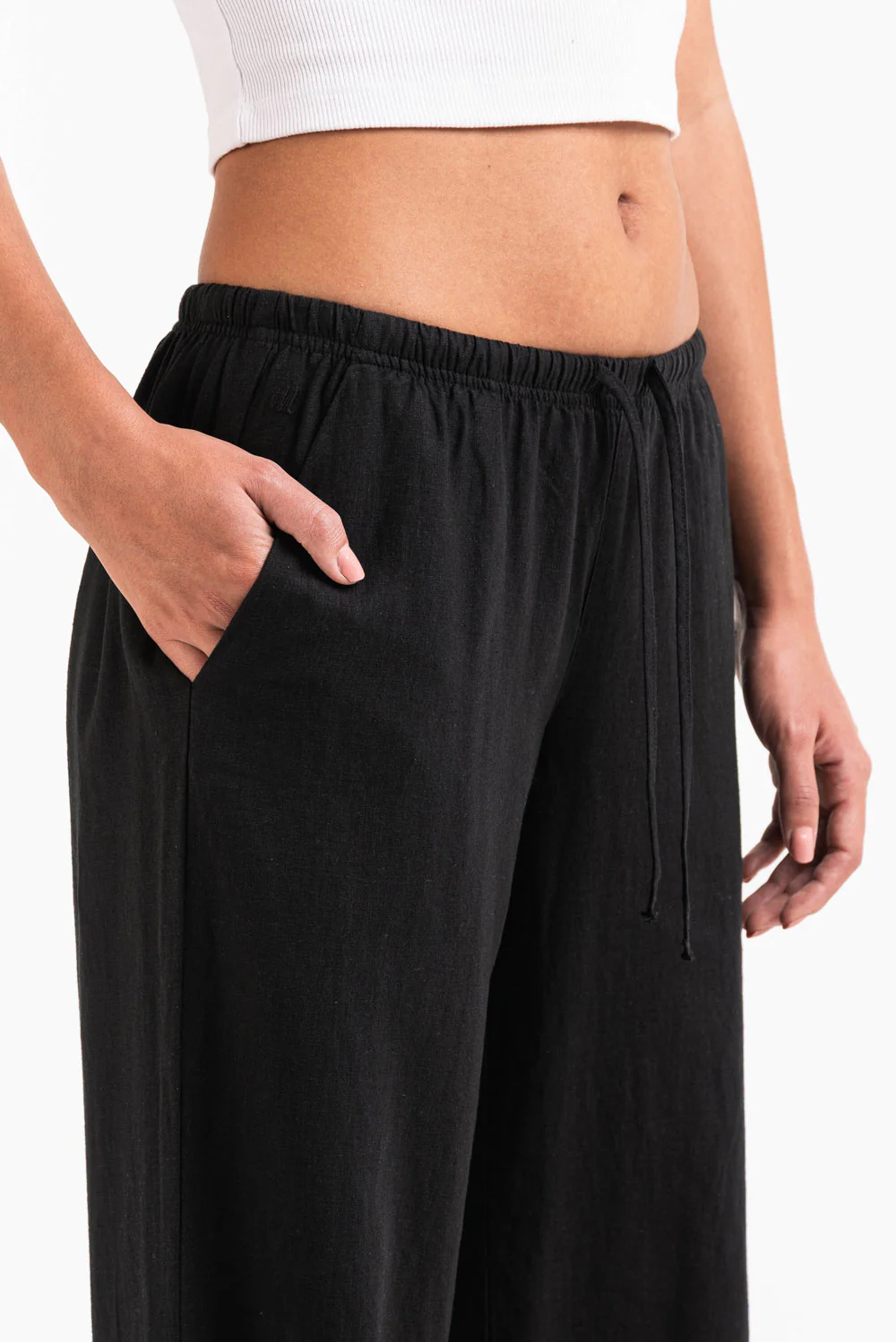 Mel 04Low Raka Linnebyxor - Black - Image 3