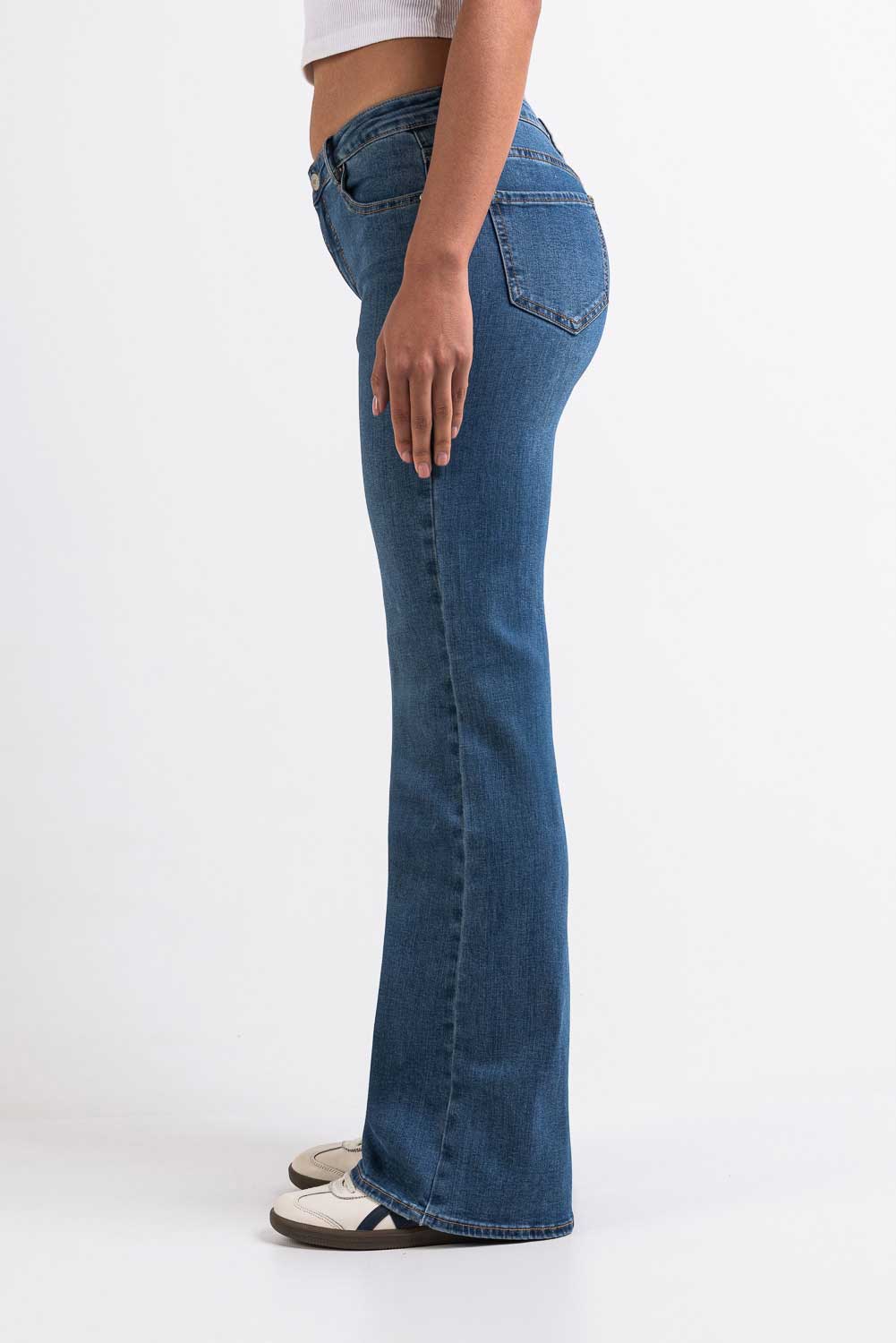 Taylor 02Mid Bootcut Jeans - Denim Blue - Image 4
