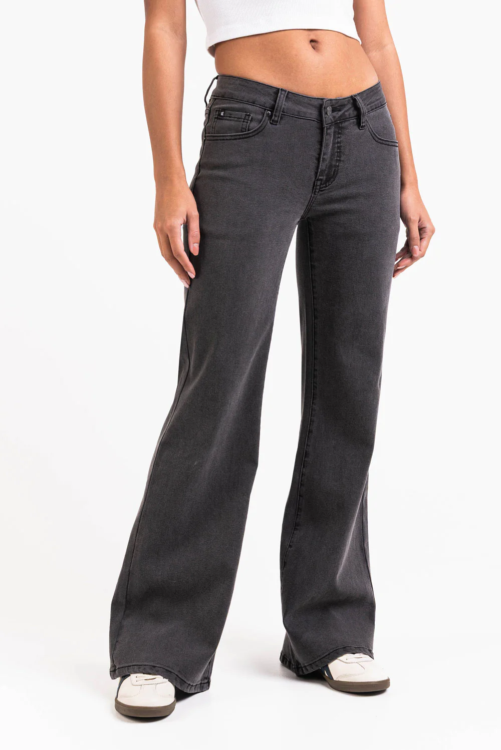 Taylor 06Low Flared Jeans - Washed Black - Image 6